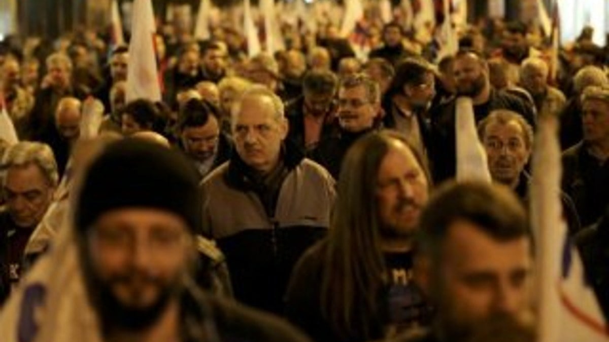 Atina'da kamu çalışanları hükümeti protesto etti