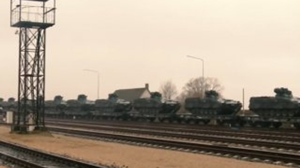 Alman tankları Litvanya'ya gönderildi