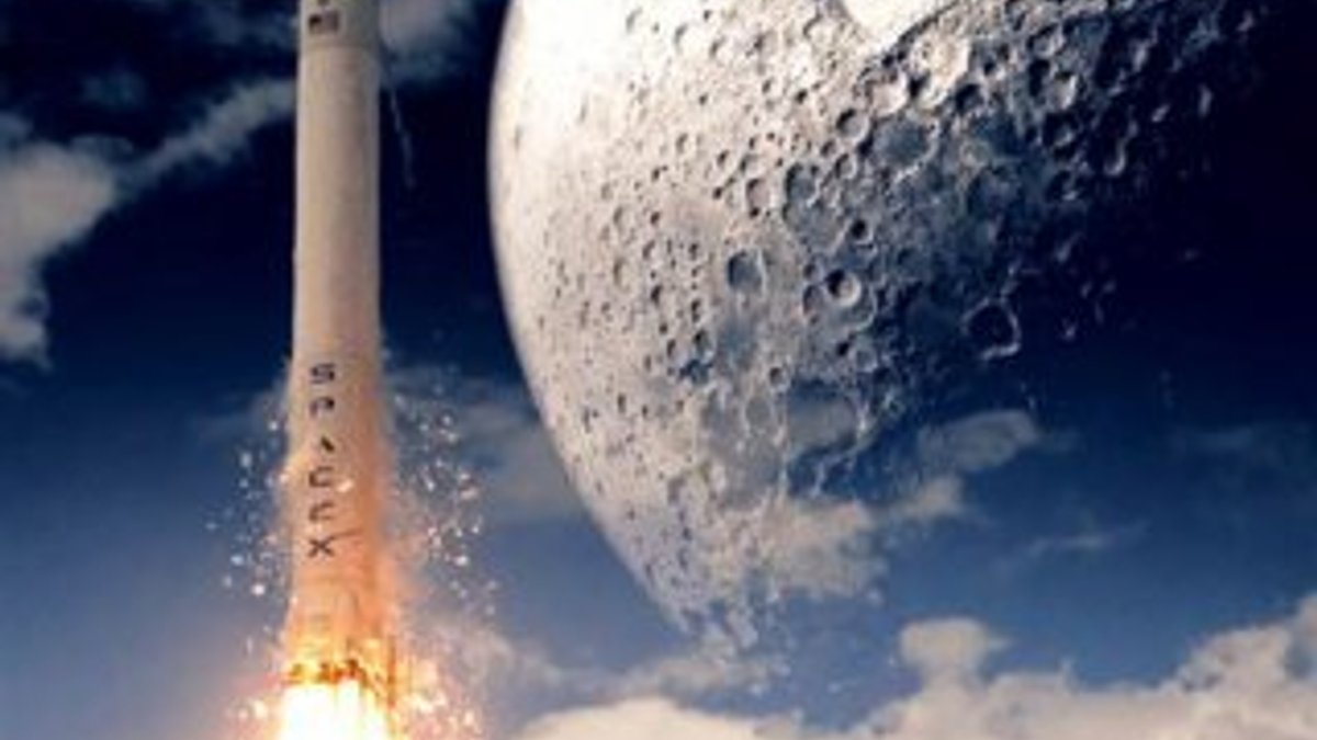SpaceX firmasından Ay'ın çevresinde uçuş imkanı