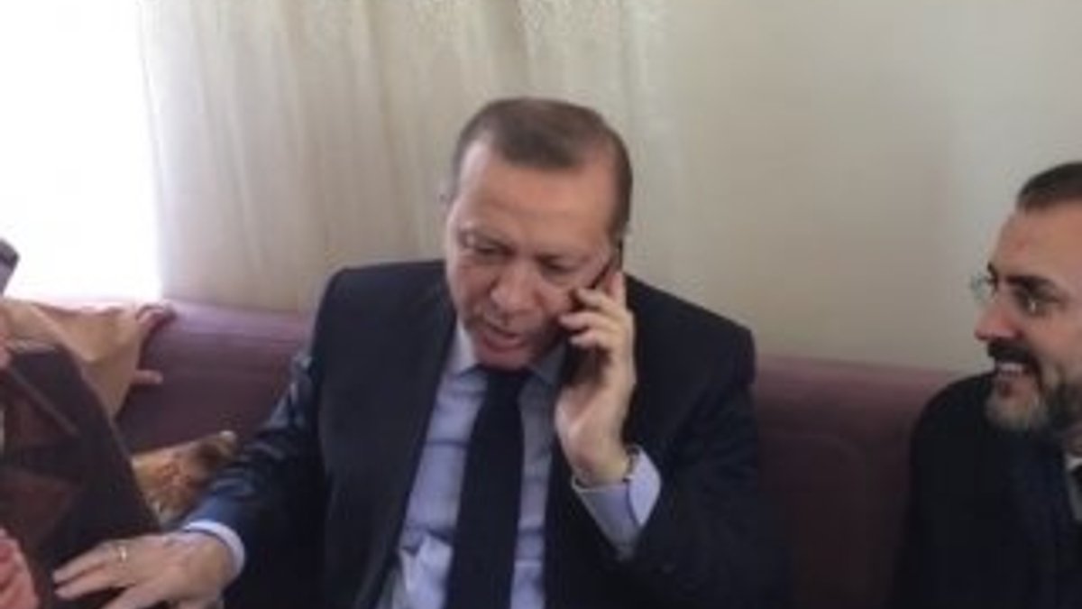 Cumhurbaşkanı Erdoğan ile vatandaş arasında çay sohbeti