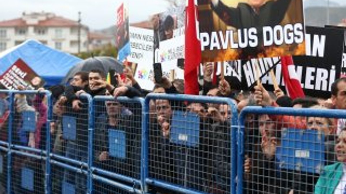 Eski Yaver Ali Yazıcı ve Kuzu'ya ipli protesto