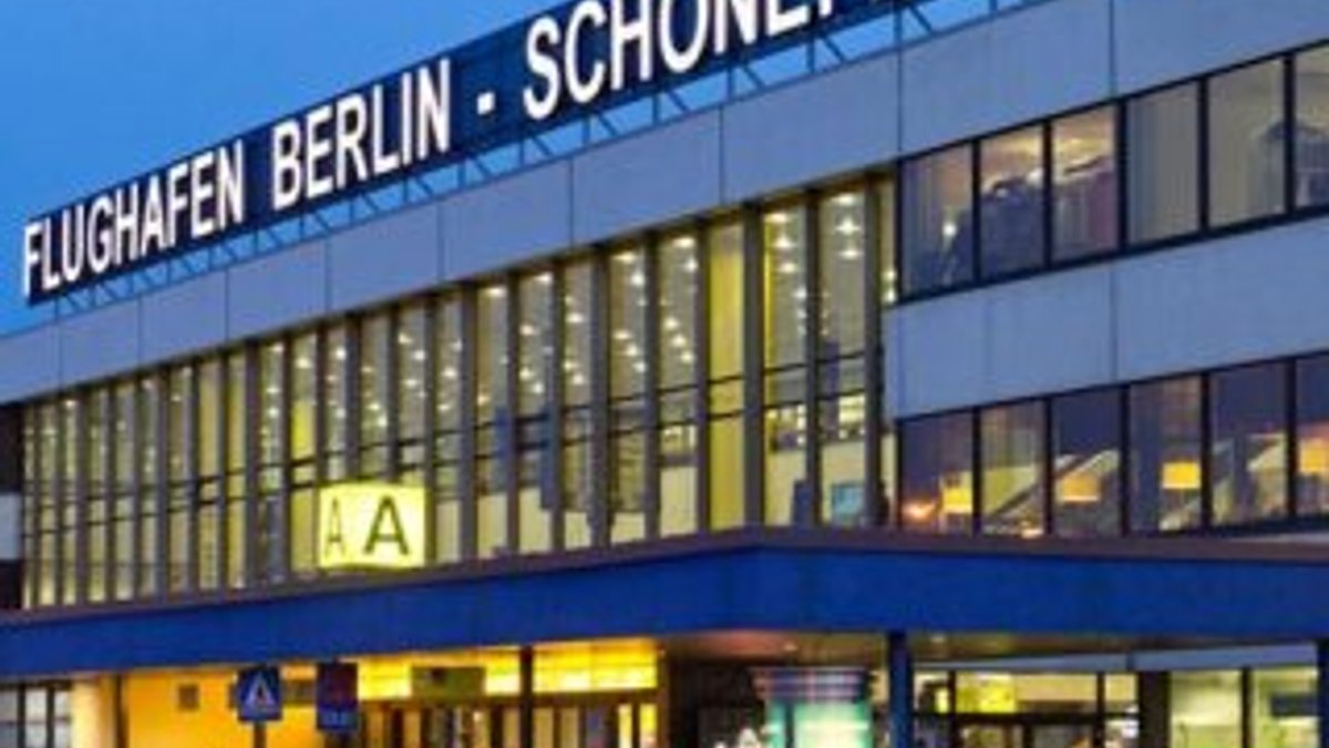 Berlin'deki iki havalimanında grev yapılıyor
