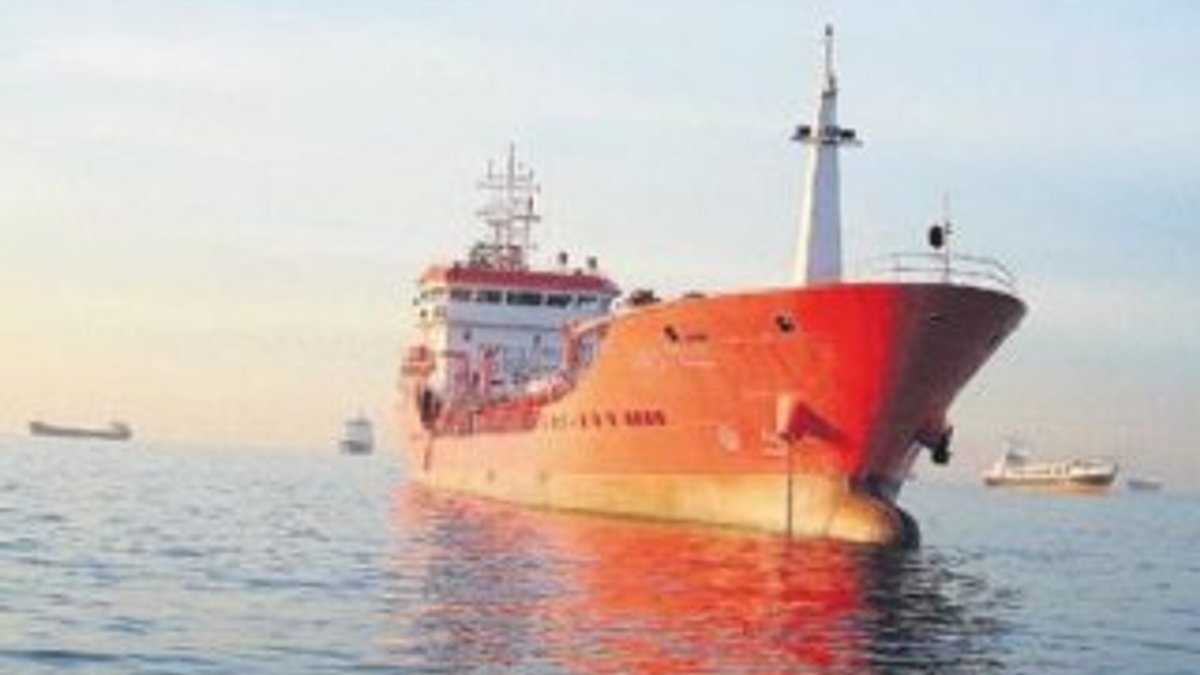 Libya açıklarında Türk gemisi battı