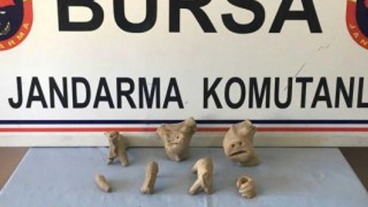 Bursa'da 3 yolcunun bavulundan tarihi eserler çıktı