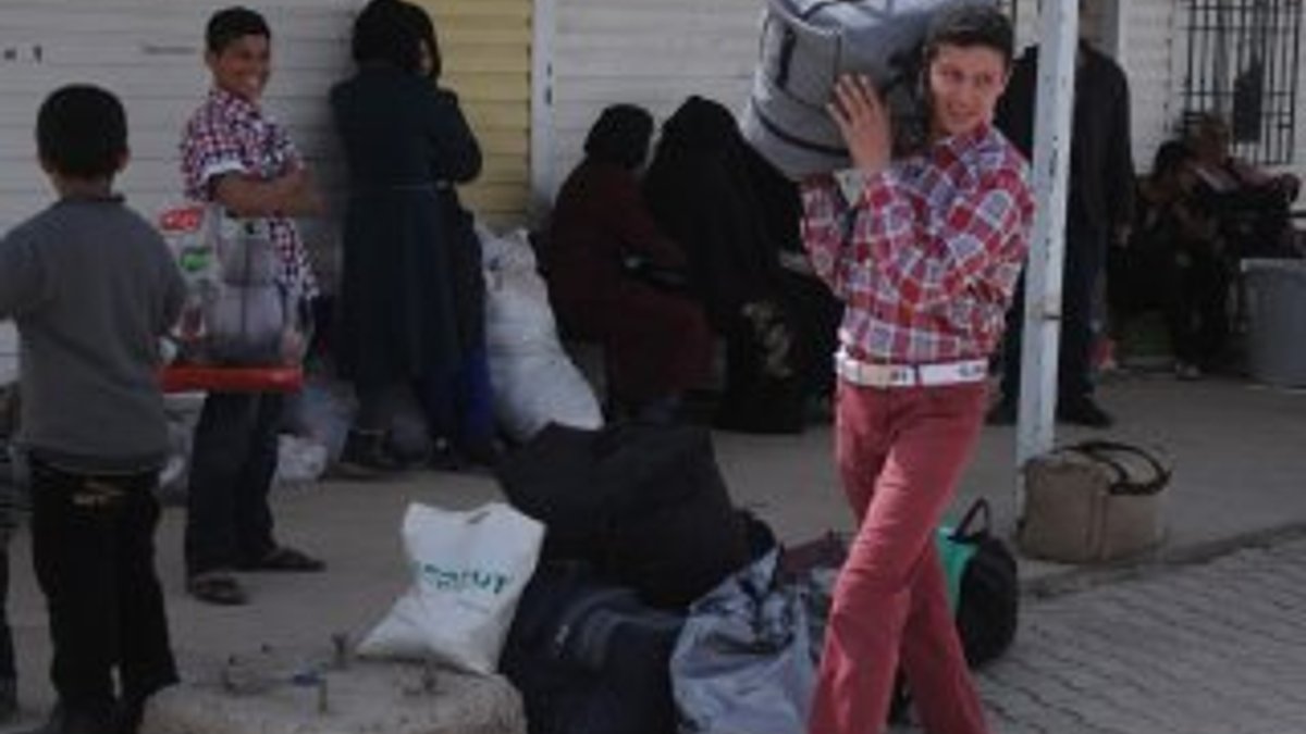Suriyeliler ülkelerine dönüyor