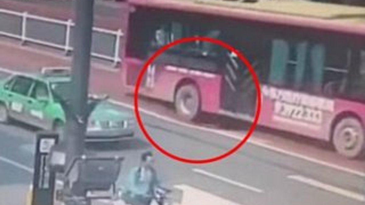 Çin'de yolcu dolu otobüs 3 metrelik çukura düşüyordu
