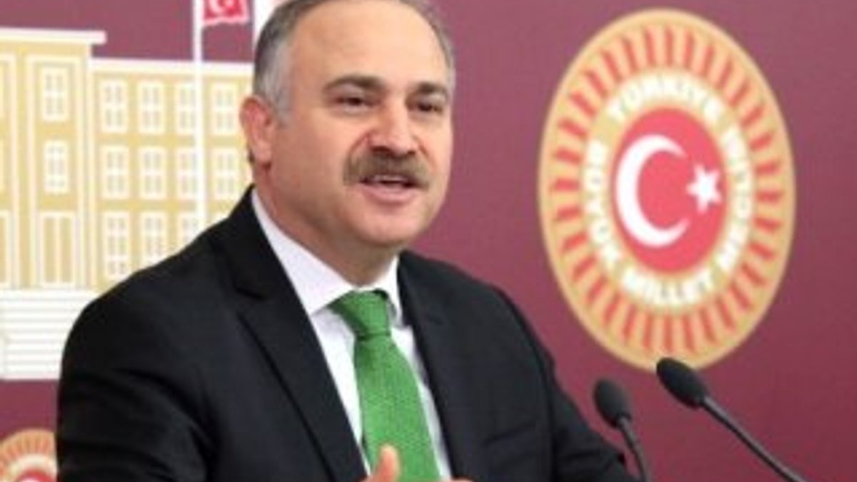 CHP Atatürk'ü referandum sürecine dahil etti