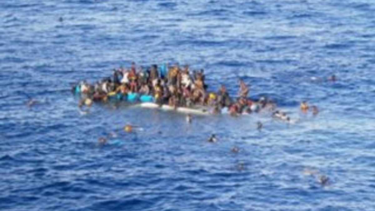 Libya açıklarında bot battı: 145 ölü