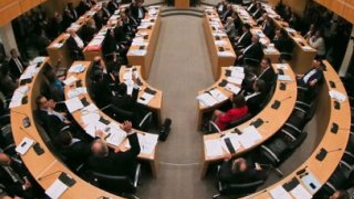 Rum Meclisi 'Enosis' kararını iptal etti