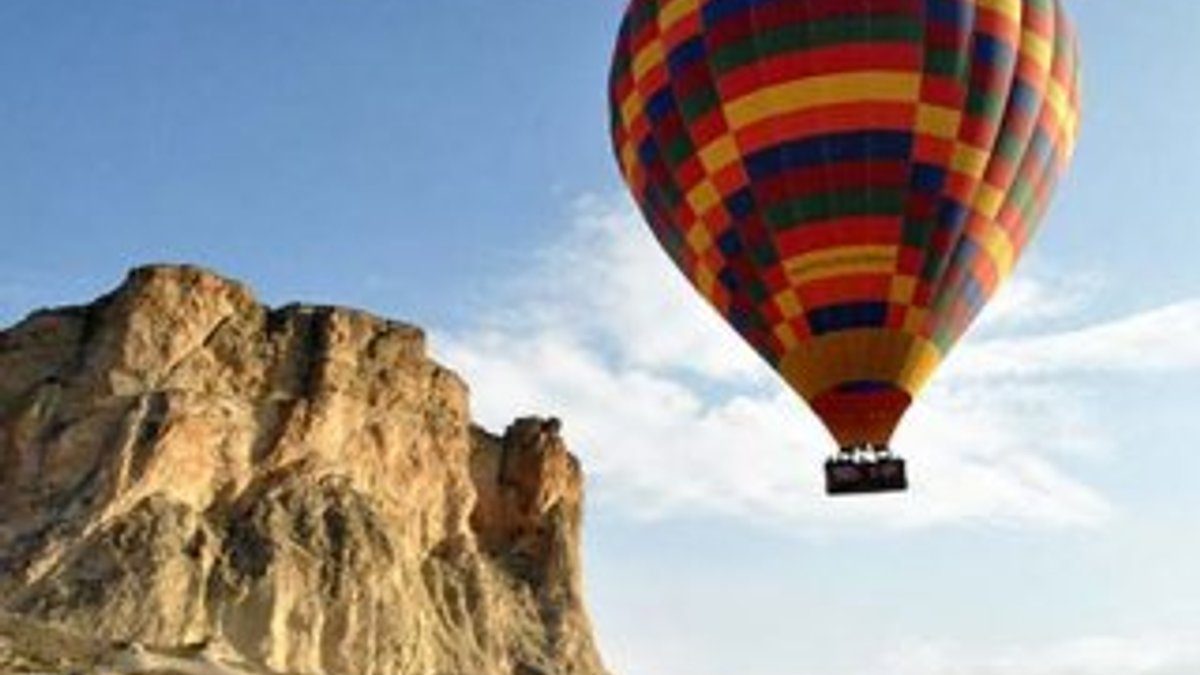 Kapadokya'da hava balonu düştü