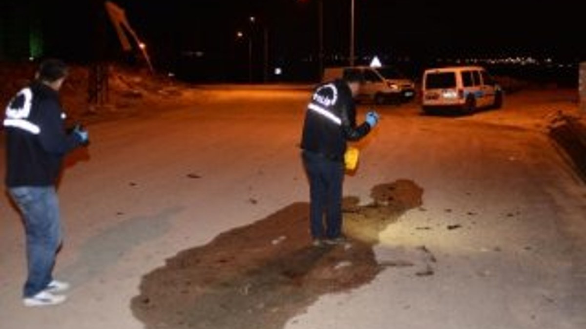 Adana'da üniversiteli genç kendini yaktı