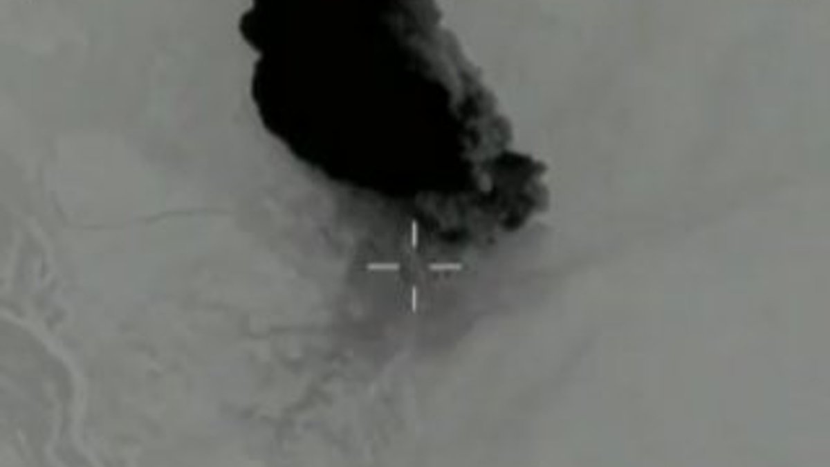 ABD'nin Afganistan'a attığı bomba anı yayınlandı