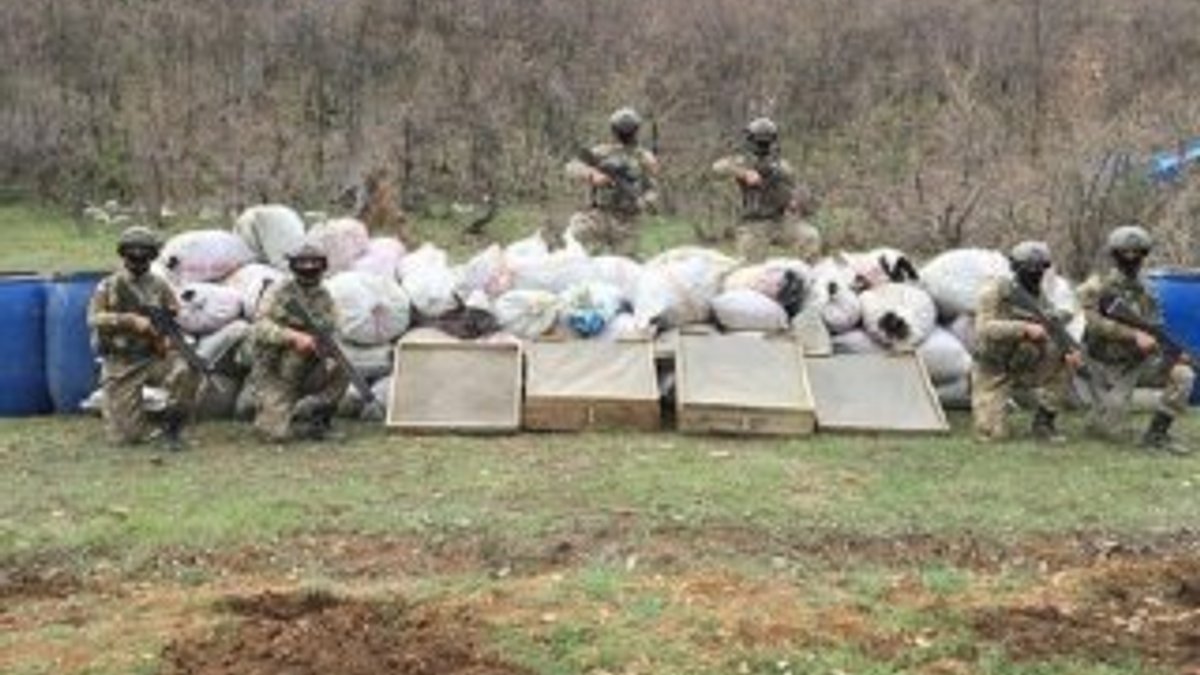Diyarbakır'da 2 ton 280 kilogram esrar ele geçirildi