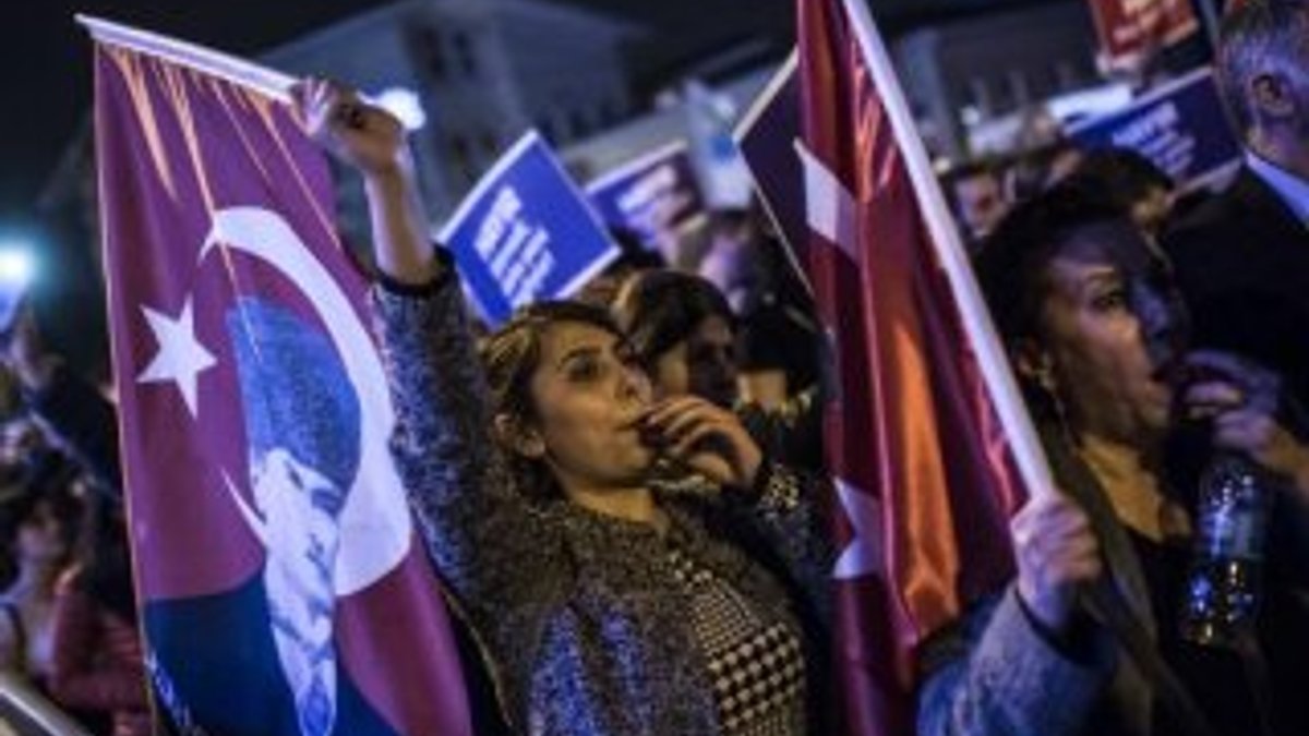 İstanbul'da 19 gösterici gözaltına alındı
