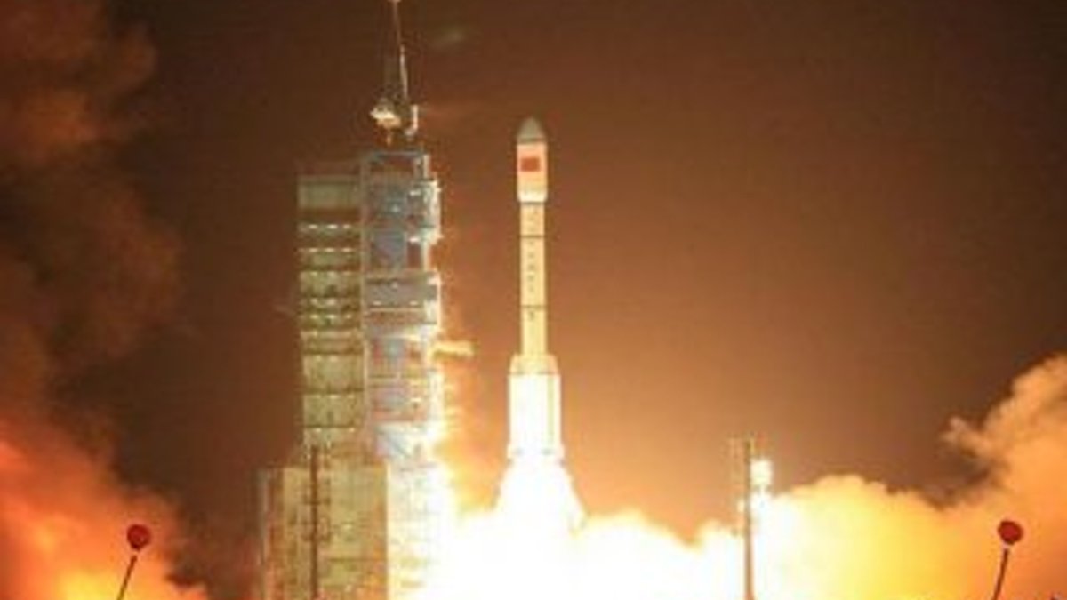 Çin uzaya kargo gemisi fırlattı