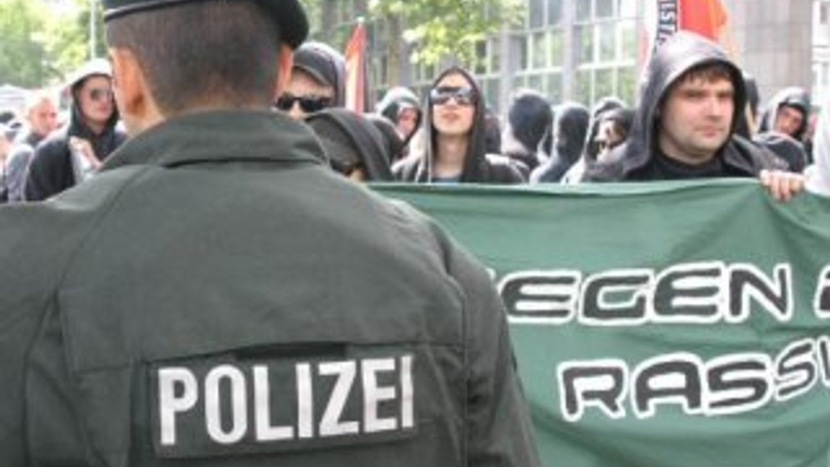 Almanya, AfD partisi kongresi öncesi teyakkuzda