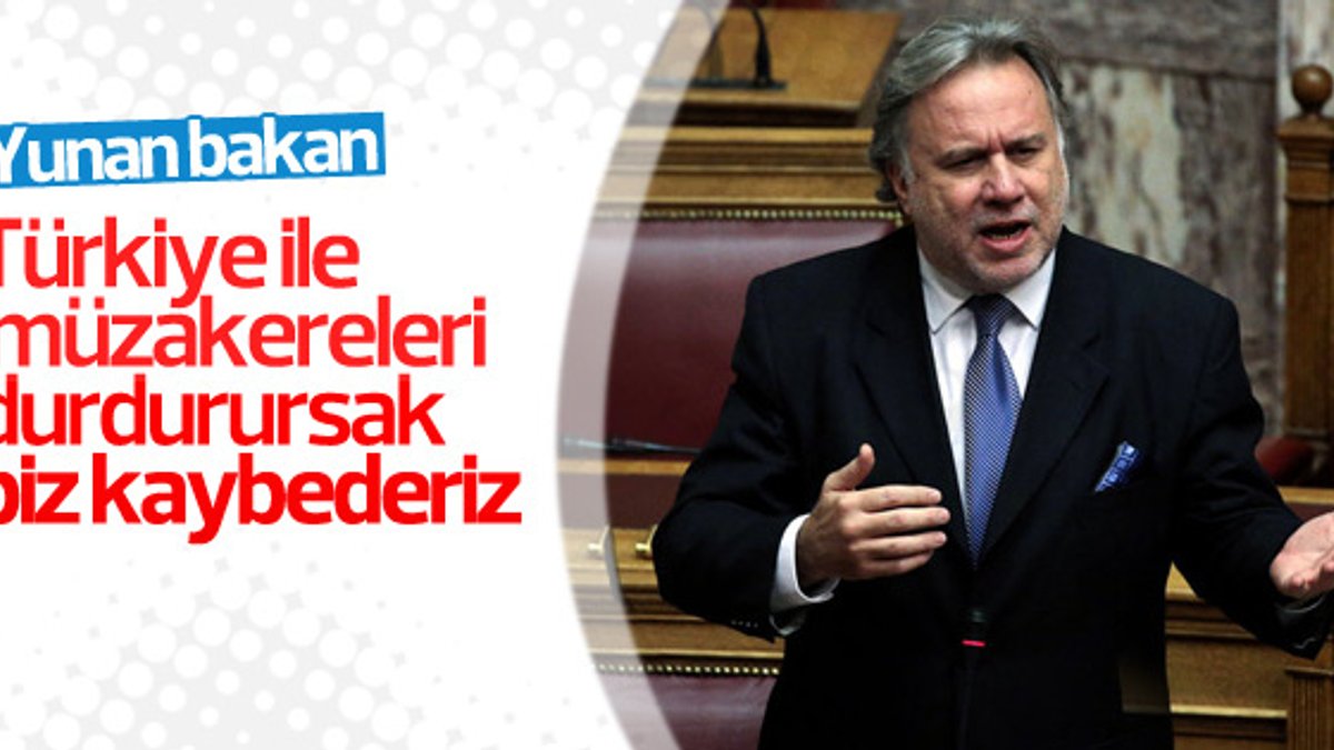 Yunan bakandan Türkiye açıklaması