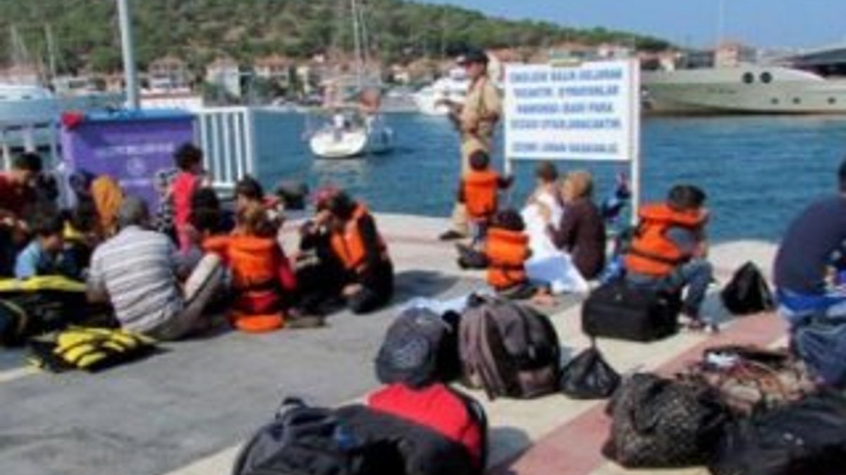 İzmir'de 35 kaçak yakalandı