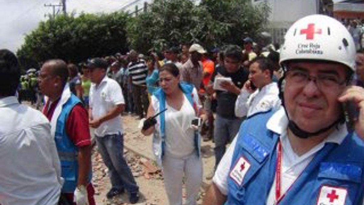 Kolombiya'da bina çöktü: 10 ölü