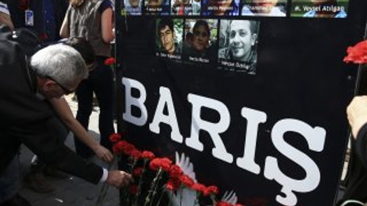 Ankara Garı önünde hayatını kaydenler anıldı
