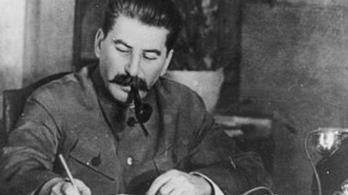 Rusların yarısı Stalin’in izlediği politikayı olumlu kar