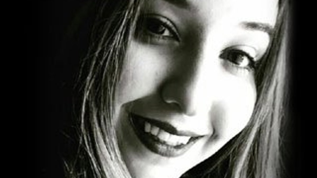 Boğazına demir çubuk saplanan genç kız hayatını kaybetti