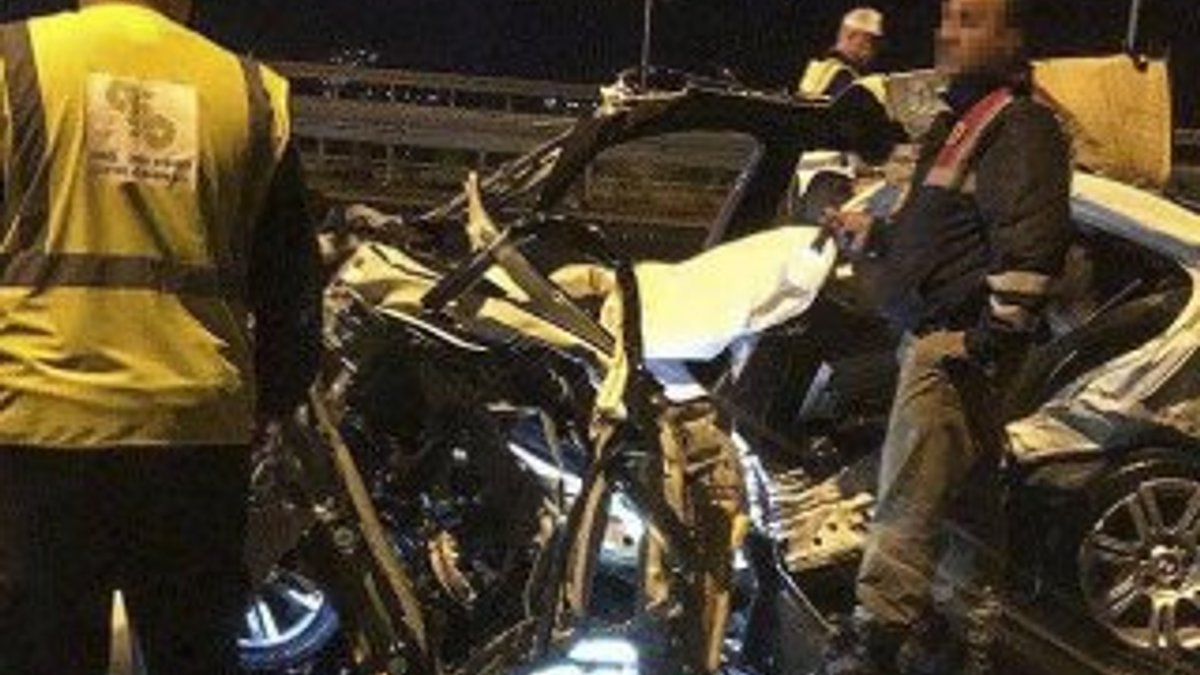 İzmir'de aynı yerde iki kaza: 3 ölü