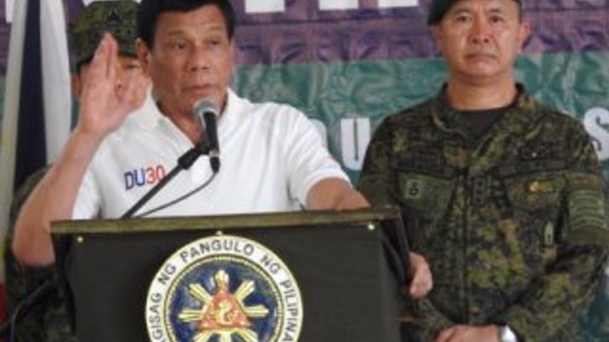 Duterte: Babanı da eleştirdin mi