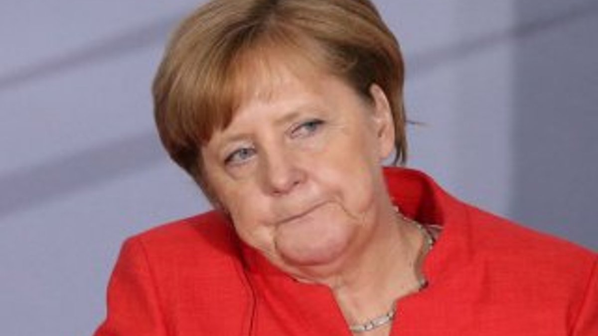 Merkel: Katar için İran ve Türkiye birlikte çalışmalı