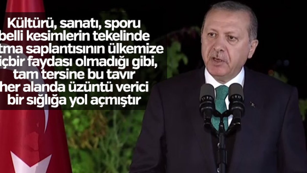 Cumhurbaşkanı Erdoğan'dan sanatçı ve sporcularla iftar