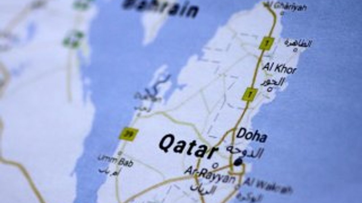 Katar'a ambargo koyan ülkeler Lübnan Başbakanıyla görüştü