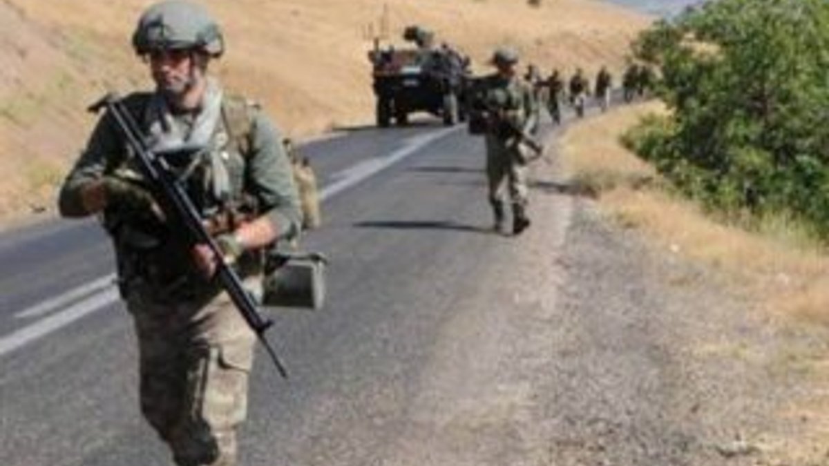 Hakkari'de çatışma: 1 asker şehit 6 asker yaralı