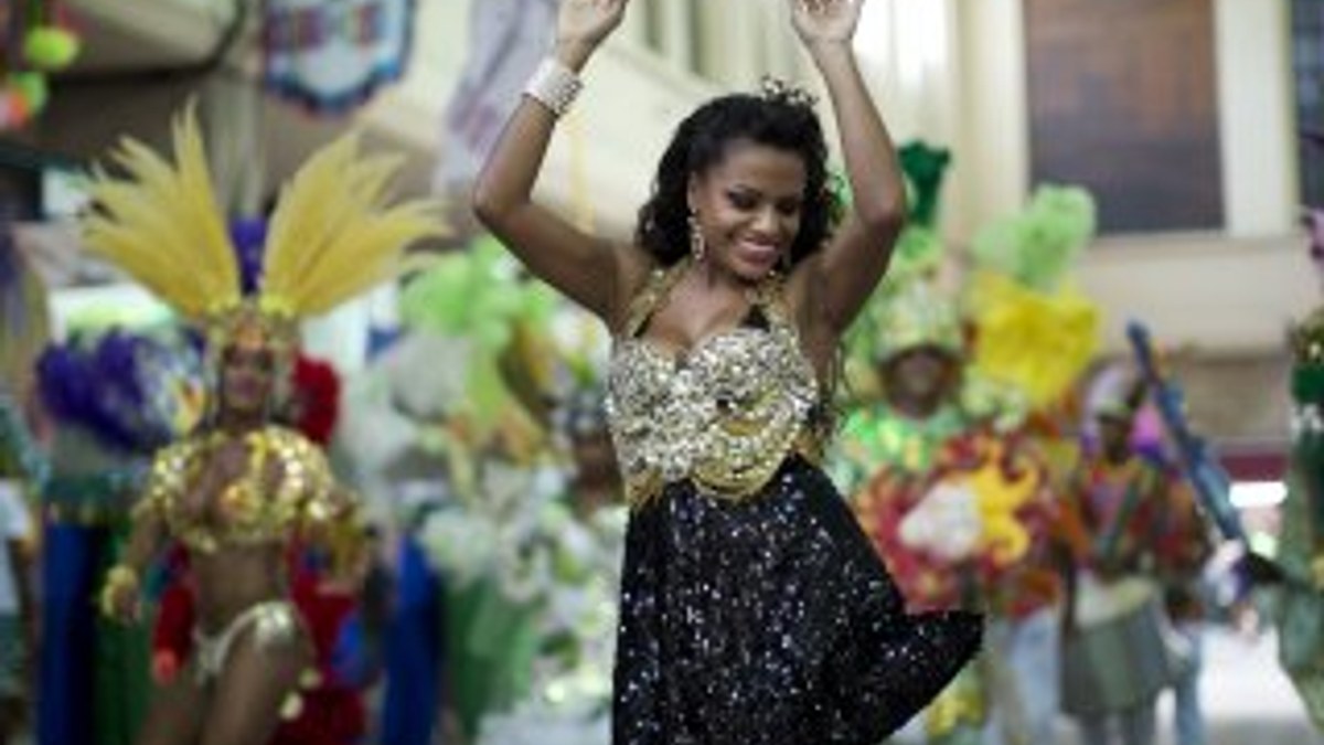 Brezilya'da belediyeler karnaval bütçesini kısıyor