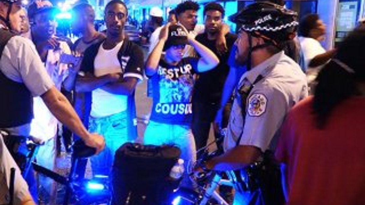 ABD'de siyahileri öldüren polislerin beraatine tepki