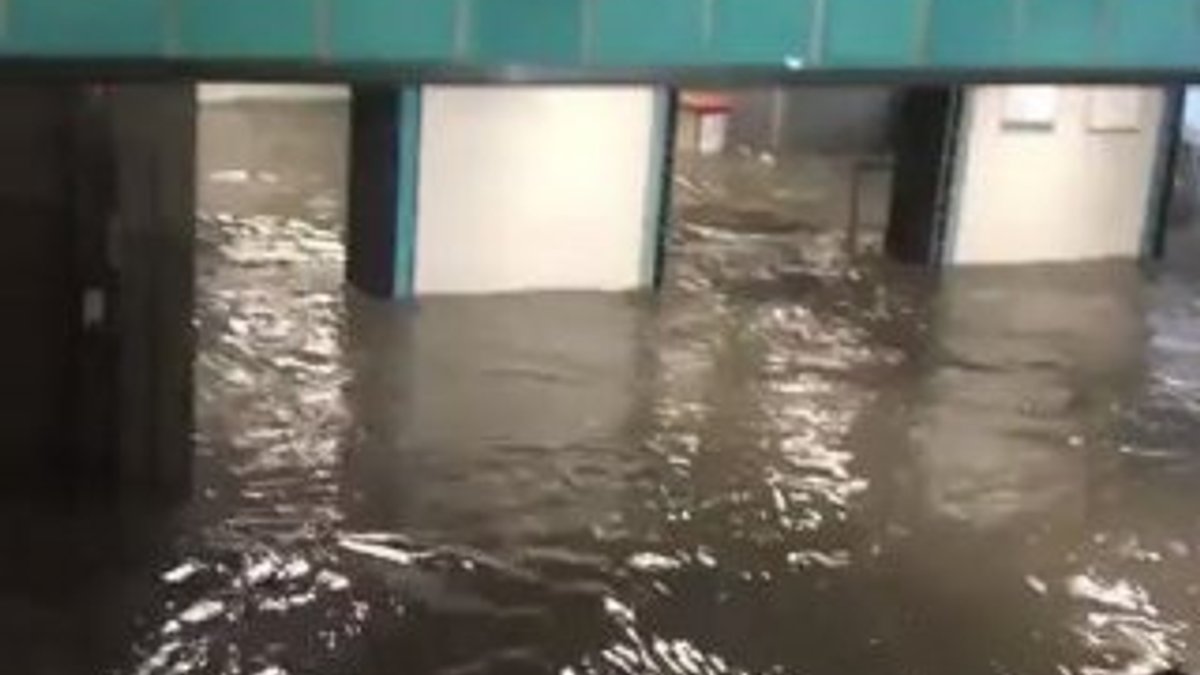 Bayrampaşa Metro İstasyonu sular altında