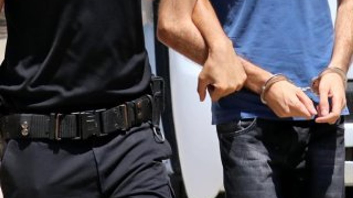 Adana'da Hero yazılı tişört giyen 3 kişiye gözaltı