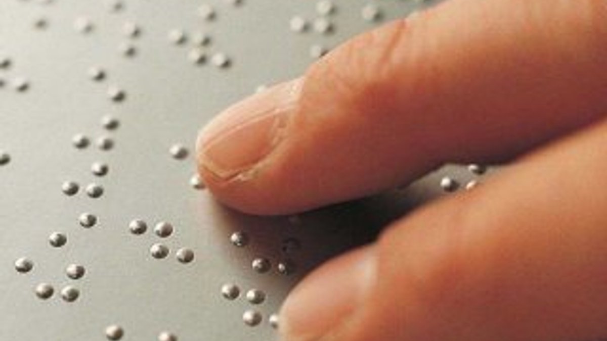 Engellere nokta koyan alfabe: Braille alfabesi