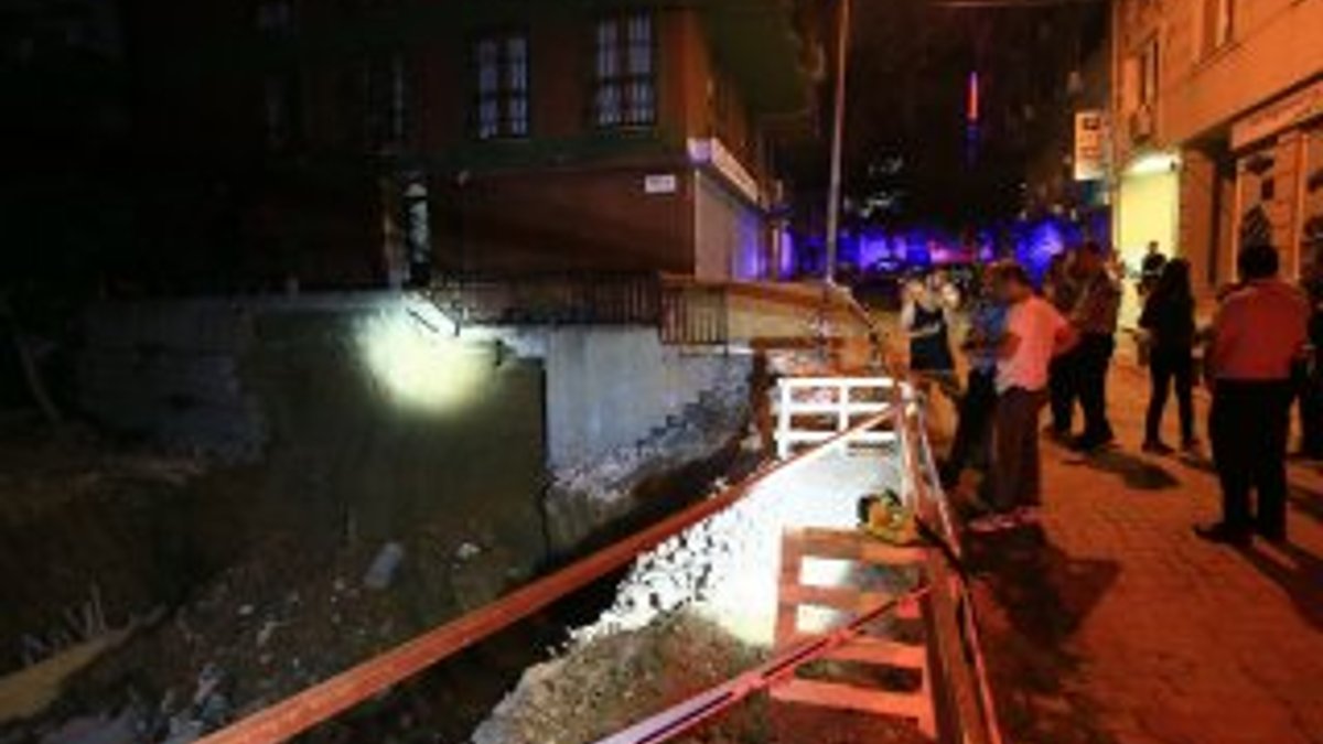 Şişli'de çökme riskiyle bir bina boşaltıldı