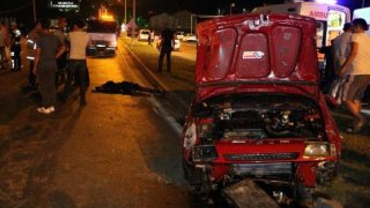 Zonguldak'ta kaza yapan otomobilden fırlayan genç öldü