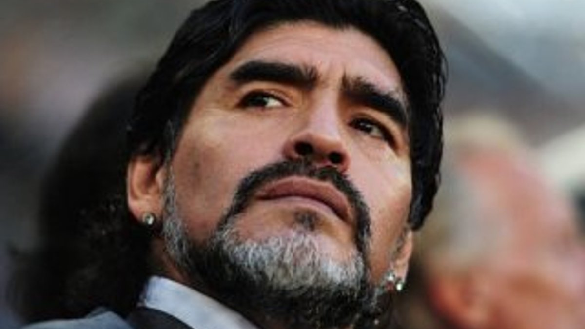 Maradona: Asker üniformasıyla emperyalizmle savaşırım