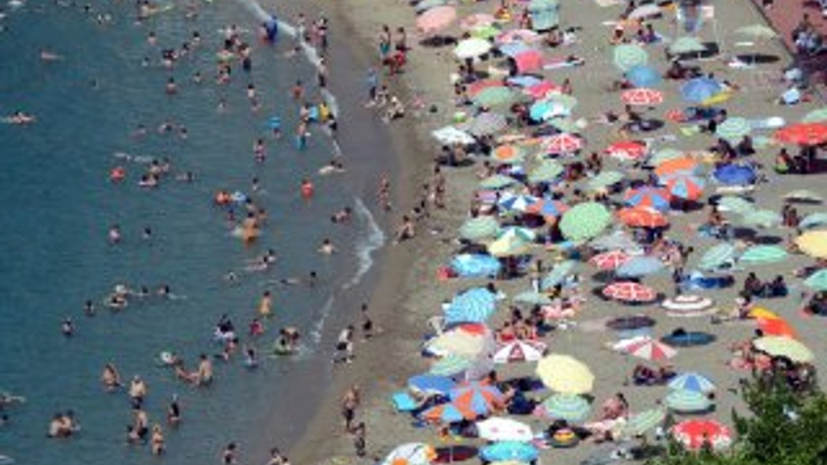 Zonguldak plajları doldu taştı