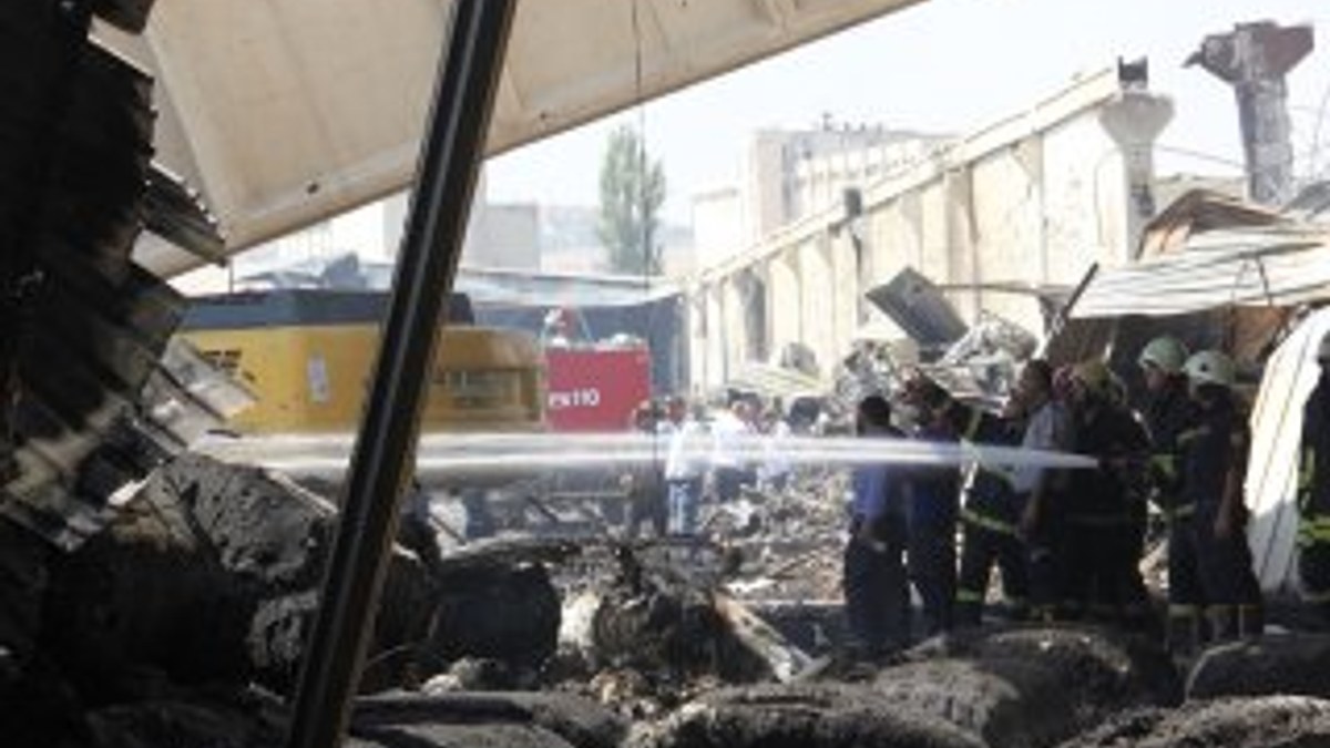 Gaziantep'te yanan fabrikanın sahibine hala ulaşılamadı