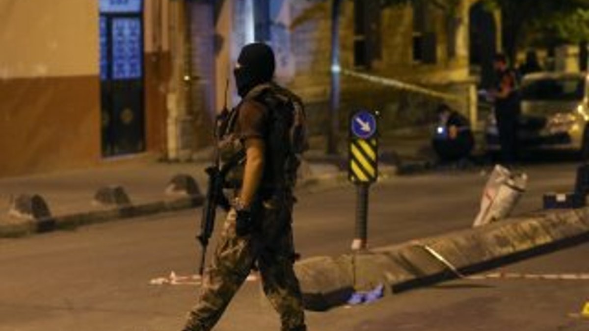 İstanbul'da boş iş yeri kurşunlandı: Biri polis 2 yaralı