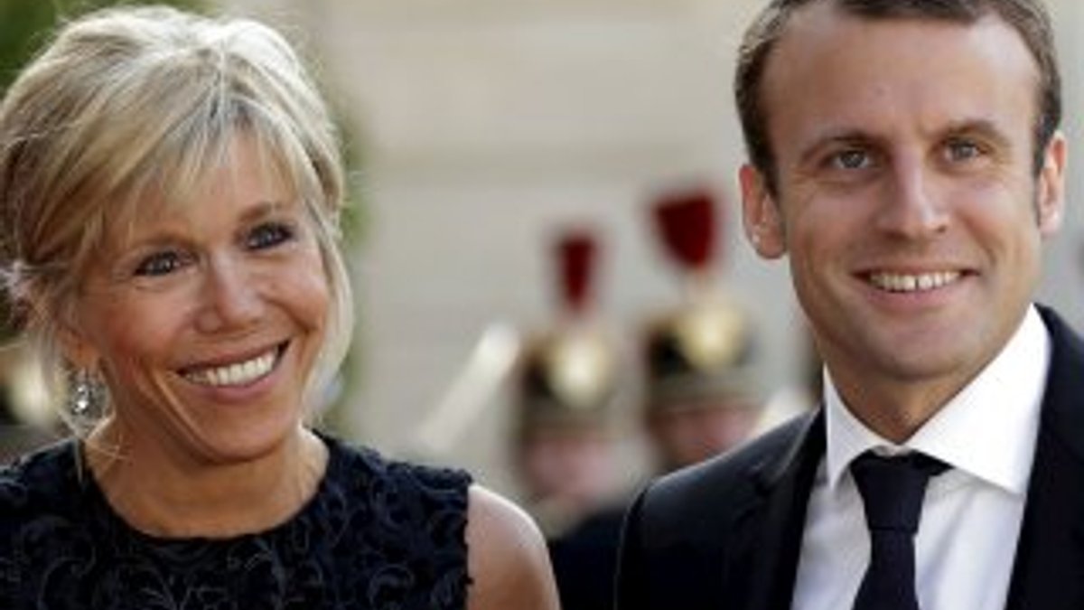 Macron'un eşi Brigitte aşkının peşinde