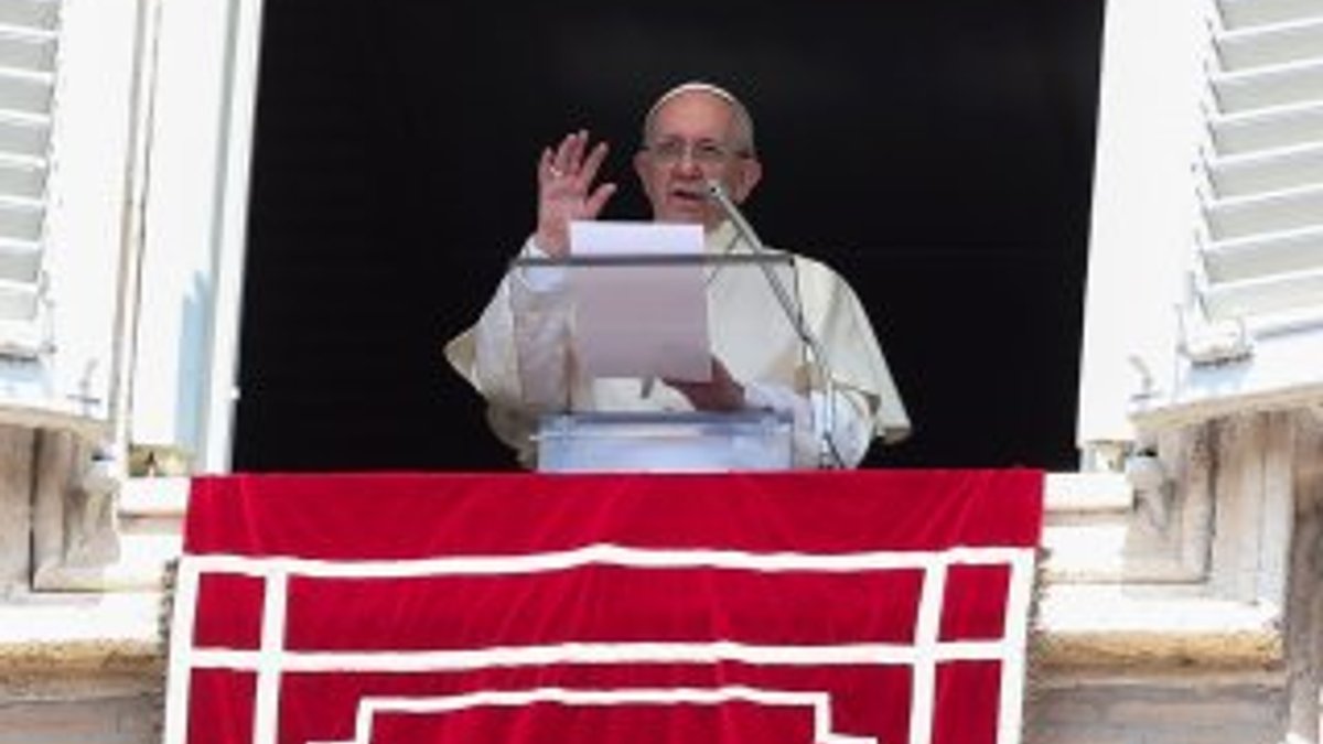 Papa'dan dünya liderlerine mülteci çağrısı