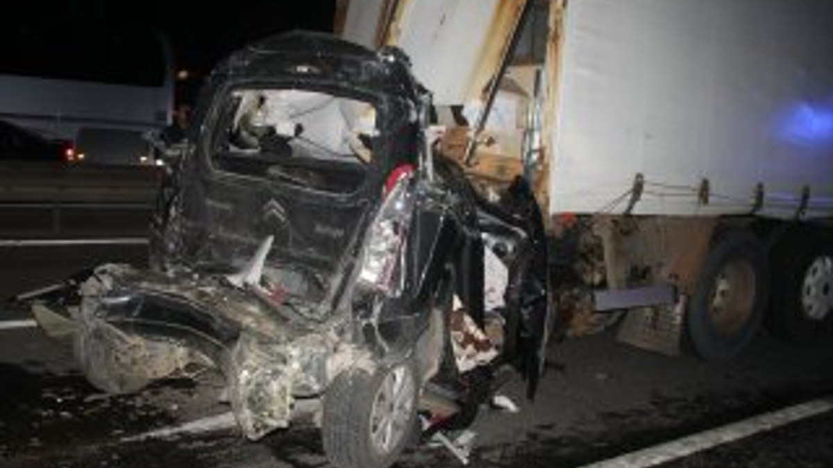 Kocaeli'de zincirleme trafik kazası: 5 yaralı