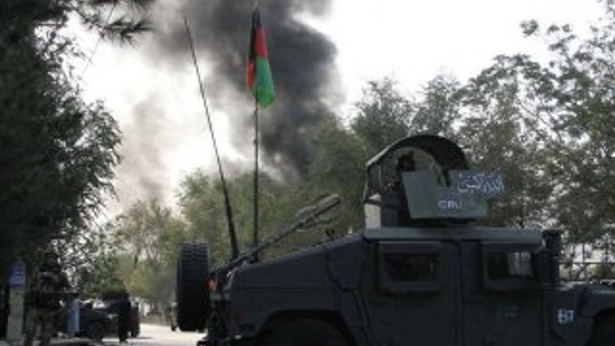 Afganistan'da NATO uçakları 'yanlışlıkla' sivilleri vurdu