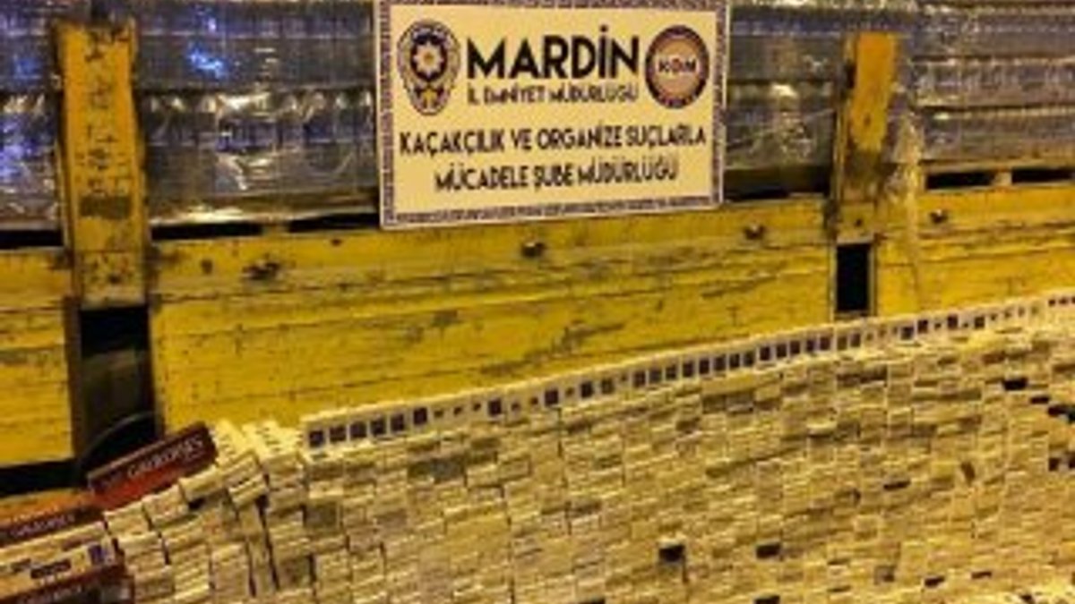 Mardin'de TIR'da 10 bin paket kaçak sigara  bulundu