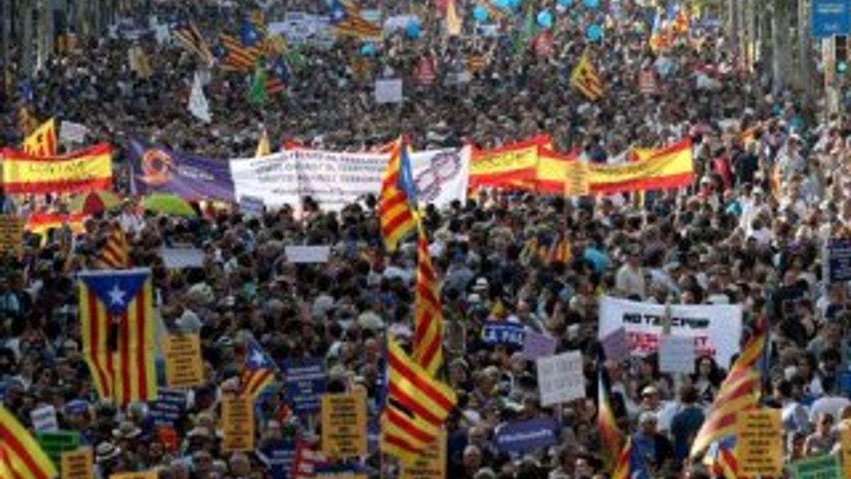 Katalonya'daki bağımsızlık referandumu askıya alındı