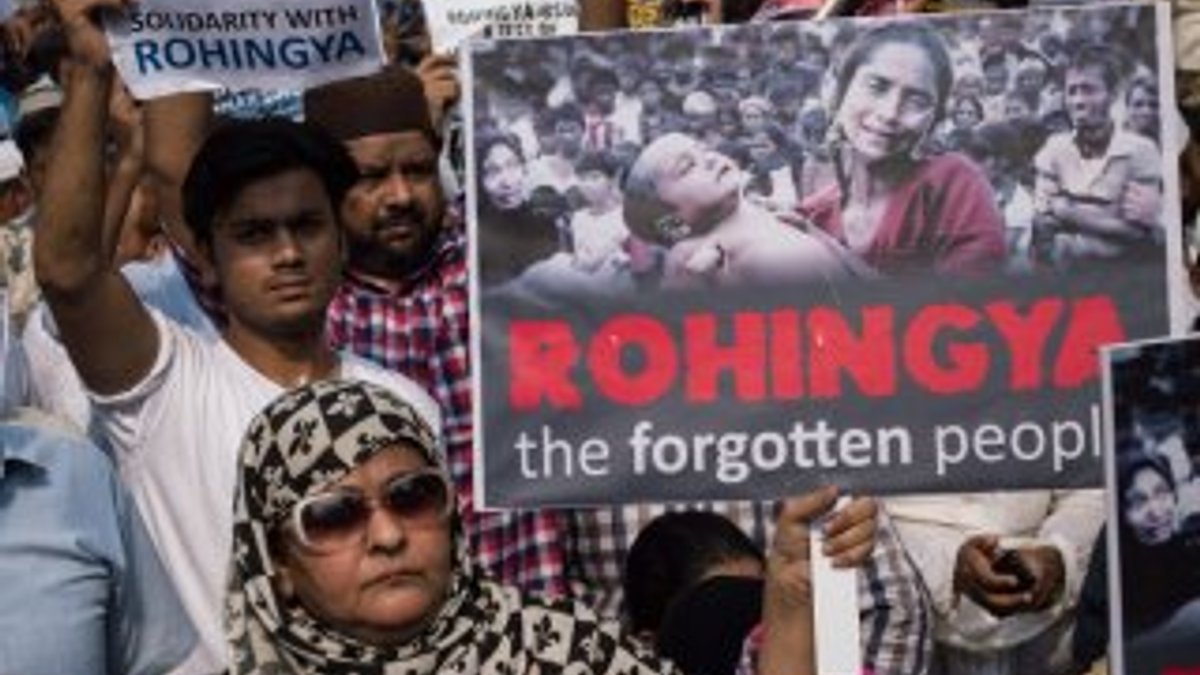 Hindistan'da Myanmar protestosu